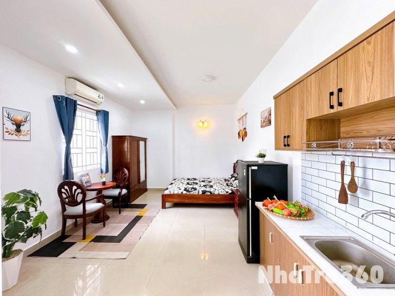 STUDIO BAN CÔNG FULL NT GẦN CV LÊ THỊ RIÊNG