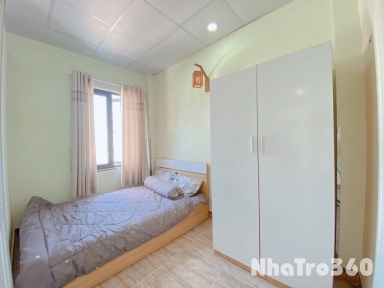 Cho thuê căn hộ Studio Ban công Q4 gần chợ 200, nhà thờ Xóm Chiếu, ĐH Nguyễn Tất Thành, ĐH Luật