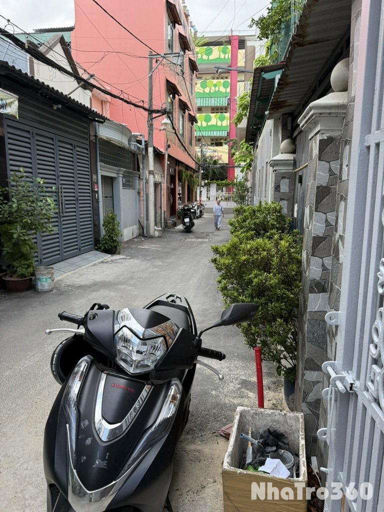 Nhà hẻm xe hơi chợ thạch đà