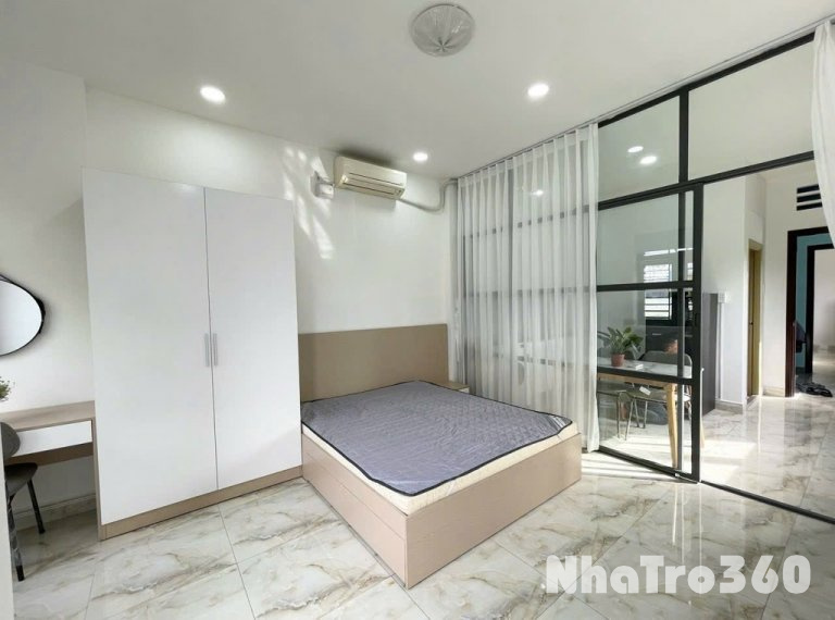 Căn hộ ban công 1PN, gần cầu Bông Tân Định Q1