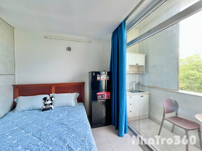 Cho thuê căn hộ studio full nt cửa sổ/ ban công p.Tân Phong q.7 gần RMIT, TDTU, KDC Trung Sơn