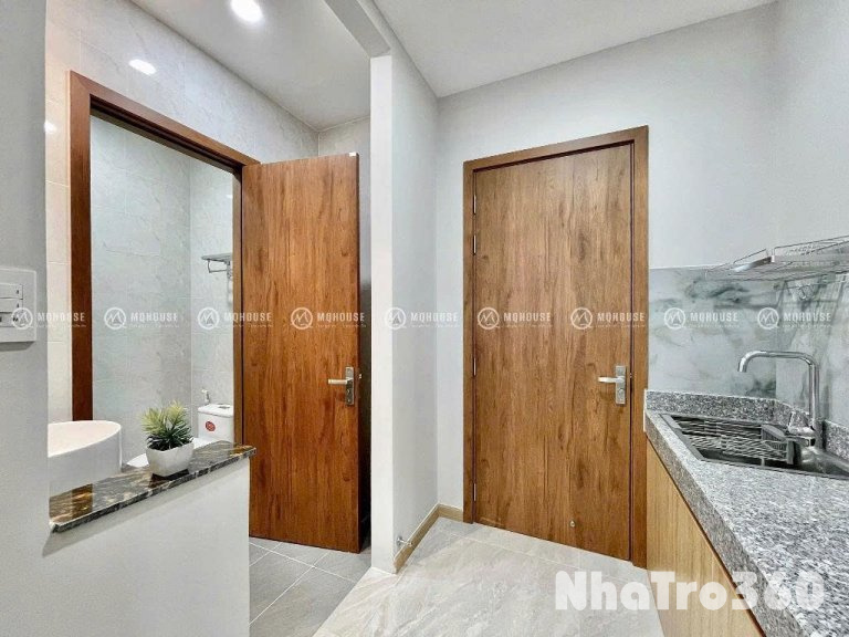 Cho Thuê Căn Hộ Studio Có Cửa Sổ Lớn Gần Ga T3