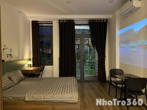 Căn hộ đẹp như penthouse ngay quận 1, bancol chill, gần Chùa Vĩnh Nghiêm, UEH