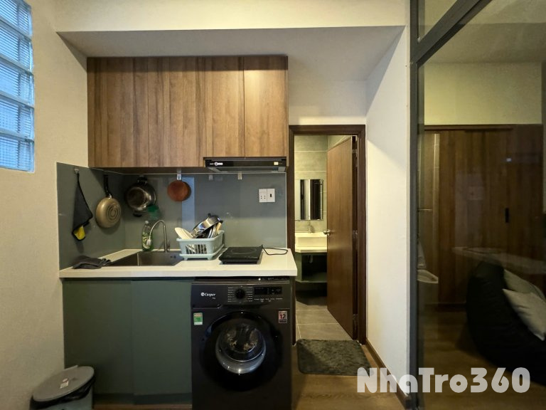 Căn hộ đẹp như penthouse ngay quận 1, bancol chill, gần Chùa Vĩnh Nghiêm, UEH