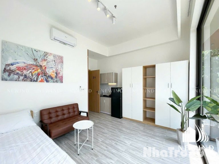 STUDIO MỚI 100% FULL NỘI THẤT BAN CÔNG, CỬA SỔ THOÁNG MÁT, GẦN LOTTE MART, CRESCENT MALL, TDTU, RMIT
