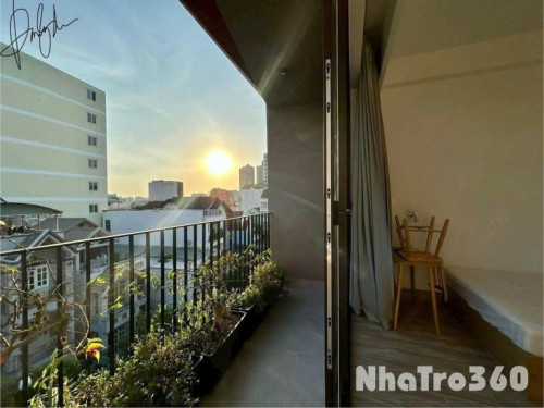 STUDIO MỚI 100% FULL NỘI THẤT BAN CÔNG, CỬA SỔ THOÁNG MÁT, GẦN LOTTE MART, CRESCENT MALL, TDTU, RMIT