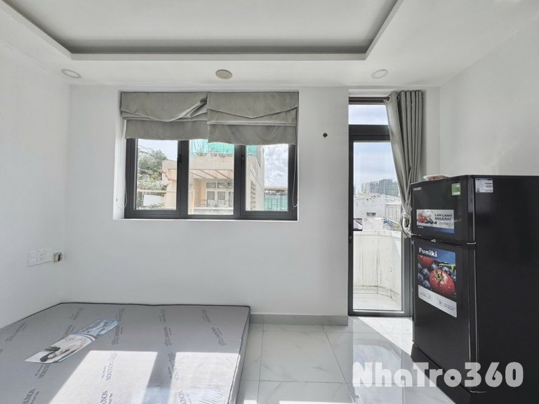 CHO THUÊ STUDIO BAN CÔNG FULL NỘI THẤT QUẬN 3