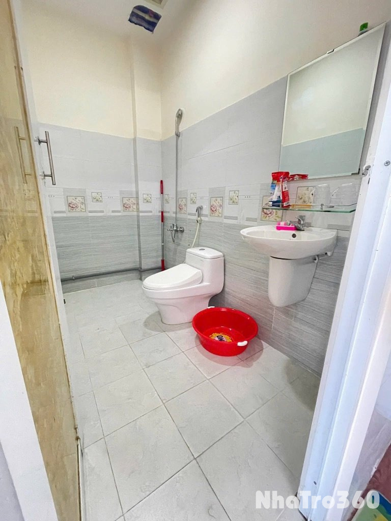 Nội thất cơ bản, cửa sổ, rộng, studio, giá rẻ