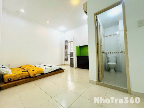 Căn phòng cửa sổ trời full nội thất ngay Hậu Giang
