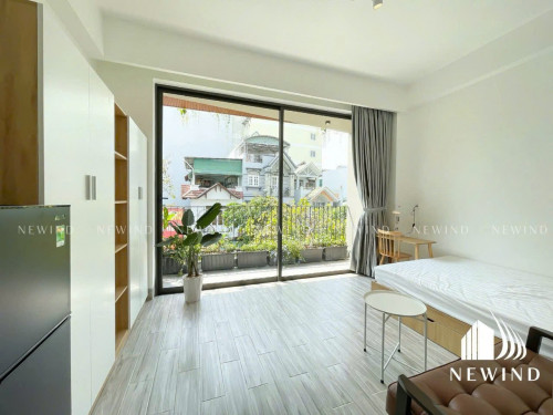 STUDIO MỚI 100% FULL NỘI THẤT BAN CÔNG, CỬA SỔ THOÁNG MÁT, GẦN LOTTE MART, CRESCENT MALL, TDTU, RMIT