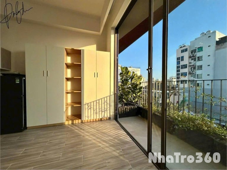 STUDIO MỚI 100% FULL NỘI THẤT BAN CÔNG, CỬA SỔ THOÁNG MÁT, GẦN LOTTE MART, CRESCENT MALL, TDTU, RMIT