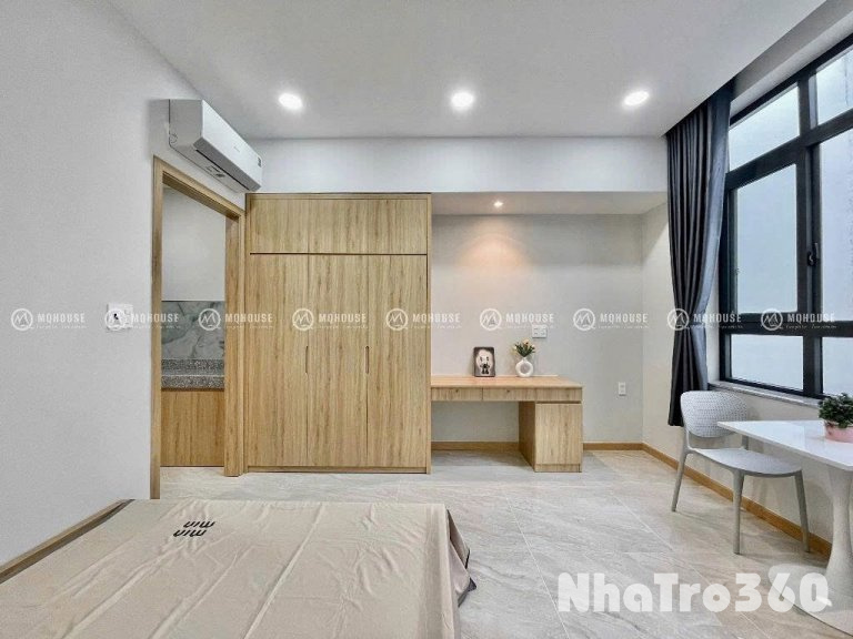 Cho Thuê Căn Hộ Studio Có Cửa Sổ Lớn Gần Ga T3