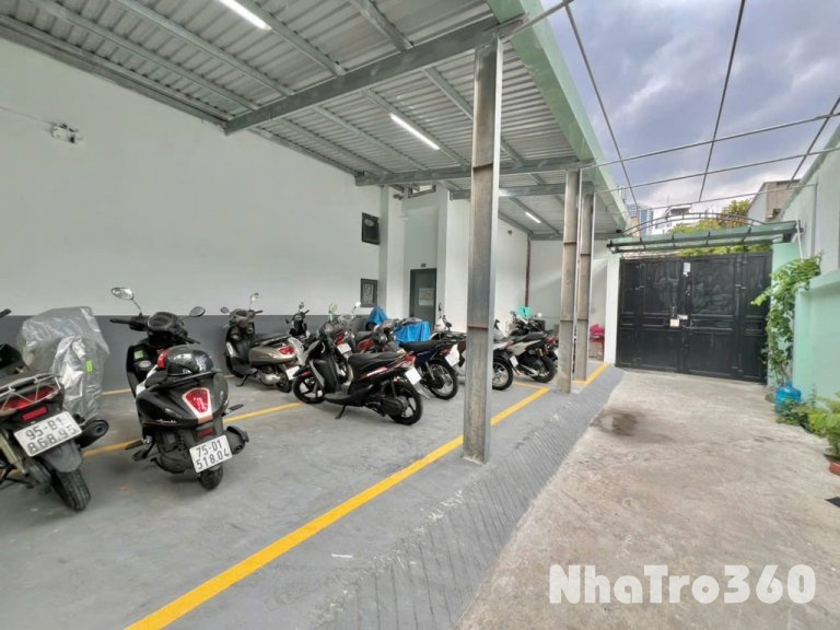 Duplex Balcony Full nội thất