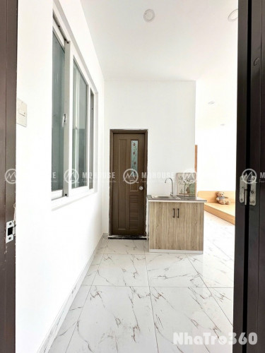 Cho Thuê Căn Hộ Studio Có Ban Công Lớn Rộng Rãi