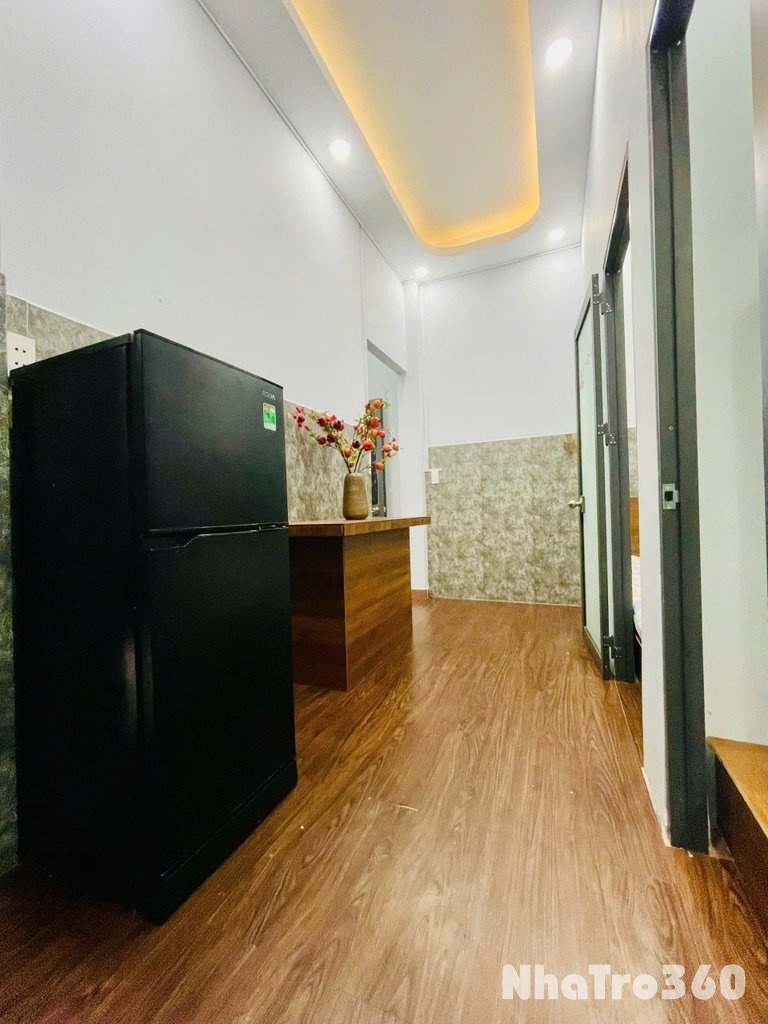 2 Phòng Ngủ có sân nhỏ sau nhà đầy đủ nội thất