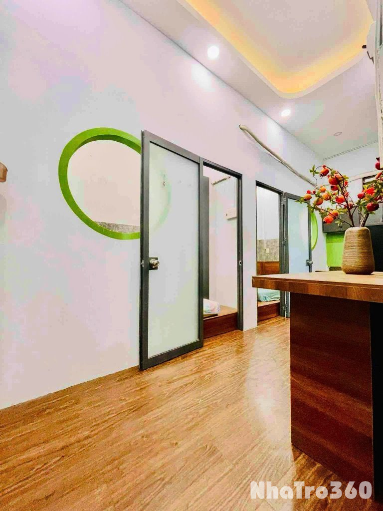 2 Phòng Ngủ có sân nhỏ sau nhà đầy đủ nội thất