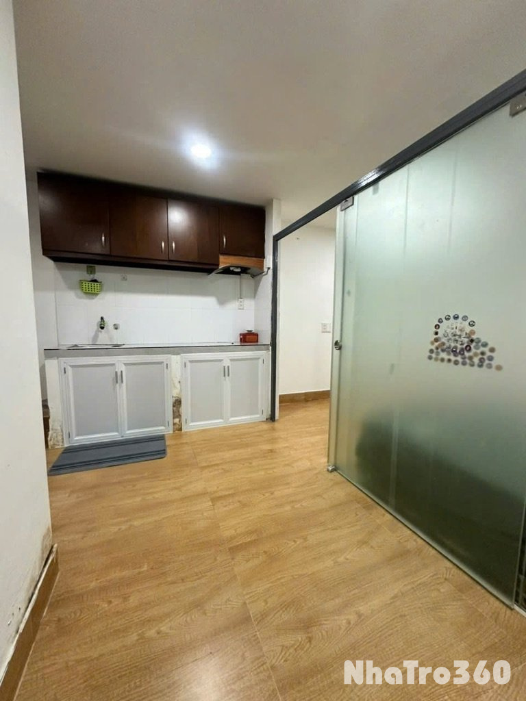 1 Phòng Ngủ Tách Bếp Đầy Đủ Nội Thất Quận 10