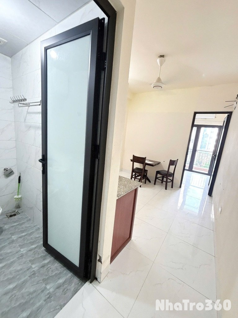 CCMN 1N1K - YÊN XÁ / Ô TÔ ĐỖ CỬA