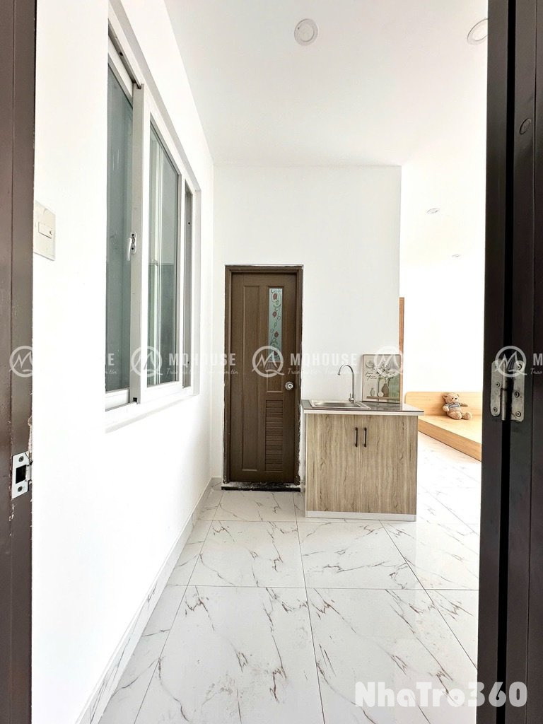 Cho Thuê Căn Hộ Studio Có Ban Công Lớn Rộng Rãi