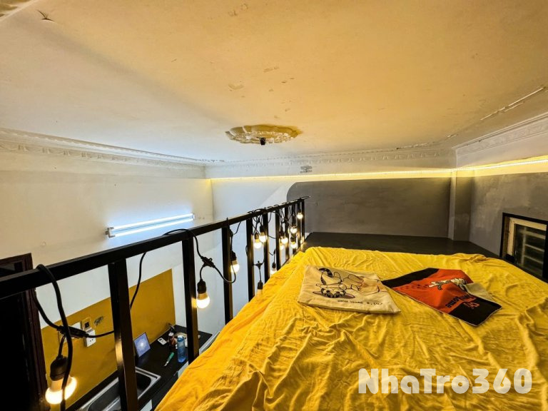 Duplex đẩy đủ nội thất Quận 10. Tiện qua Q1-3-5