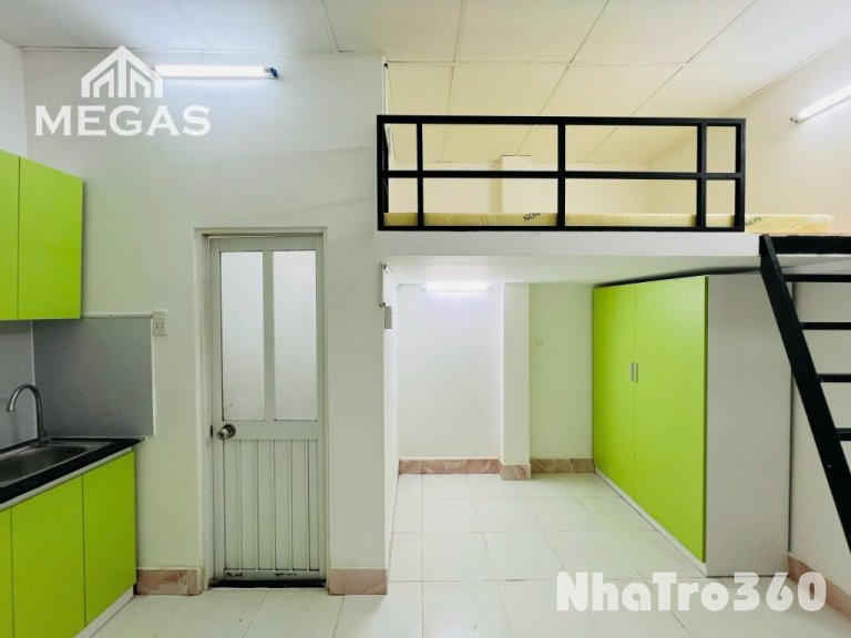 Trống sẵn phòng duplex full nội thất CMT8 Quận 3