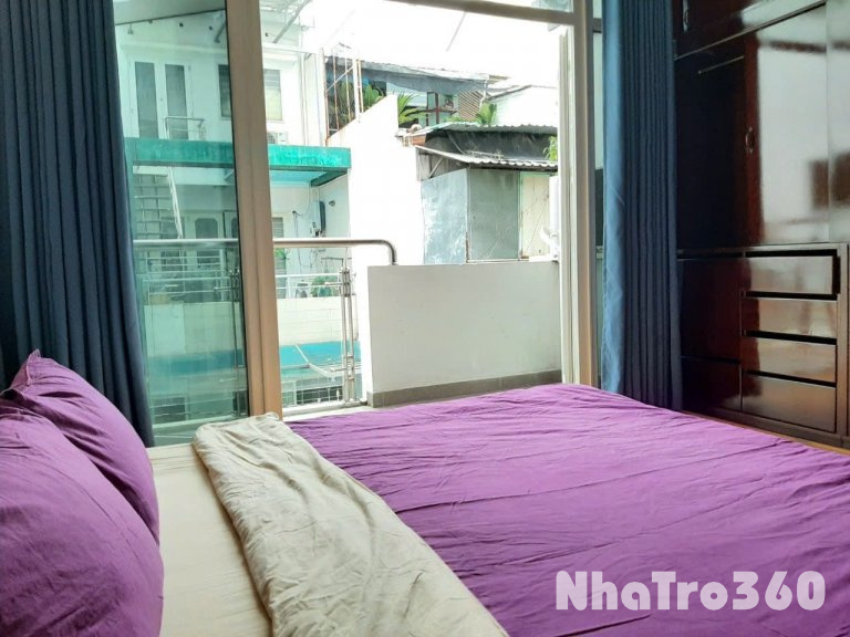 Cho Thuê Căn Hộ 1 Phòng Ngủ Bancol Full Nội Thất Gần Công Viên Lê Văn Tám