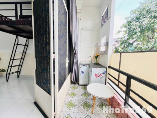 Phòng gác full nội thất ban công Hưng Phú Q8