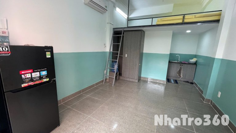 Cho thuê căn hộ duplex (gác), Q1, đường Tô Hiến Thành, gần Huflit, ĐH Bách Khoa, ĐH Y Khoa PNT