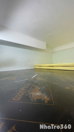 Cho thuê căn hộ duplex (gác), Q1, đường Tô Hiến Thành, gần Huflit, ĐH Bách Khoa, ĐH Y Khoa PNT