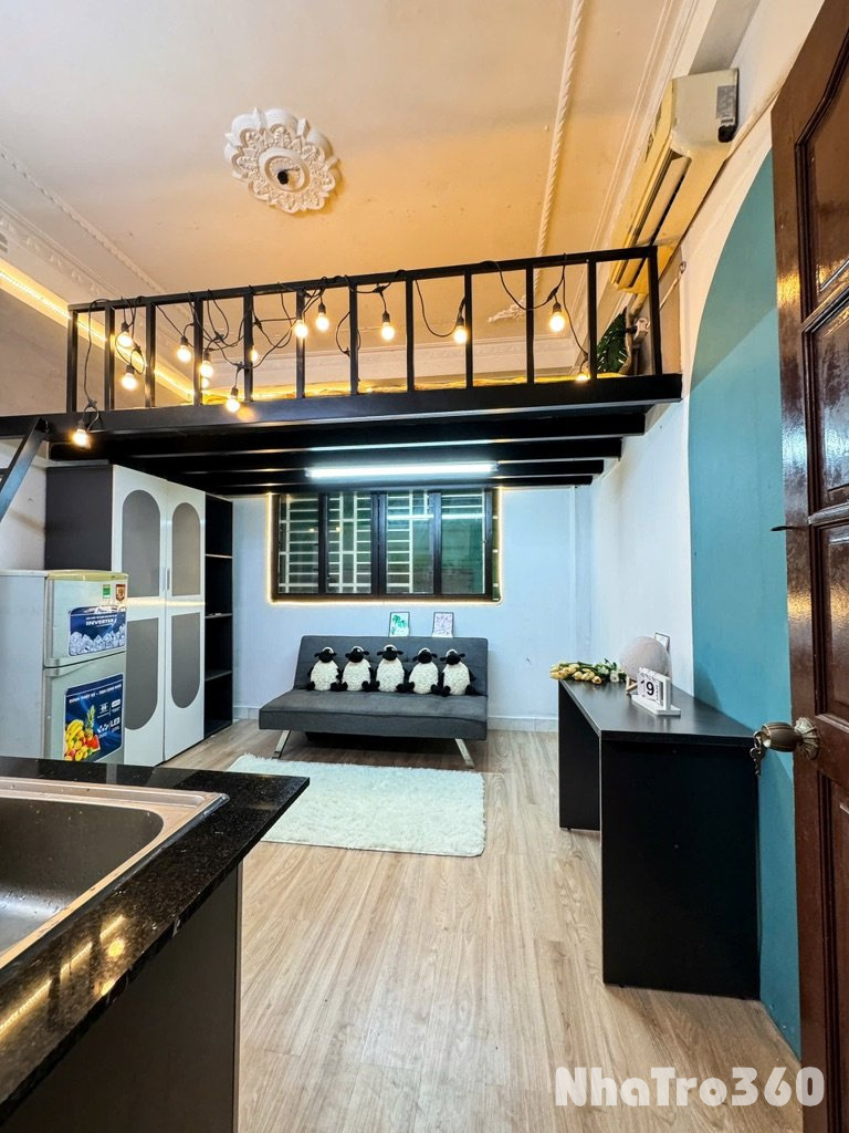 Duplex đẩy đủ nội thất Quận 10. Tiện qua Q1-3-5