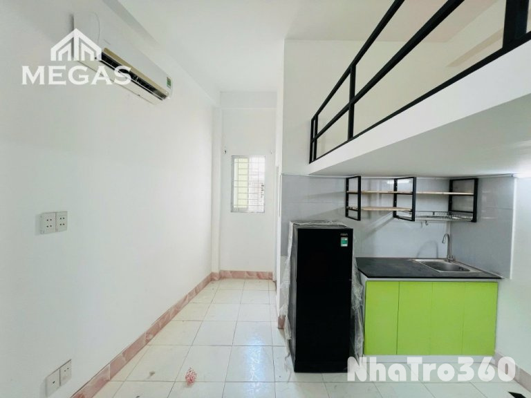 Trống sẵn phòng duplex full nội thất CMT8 Quận 3