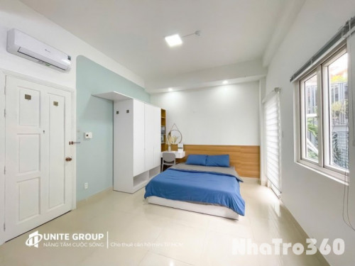 Căn hộ mini ban công, full nội thất gần UEH, RMIT