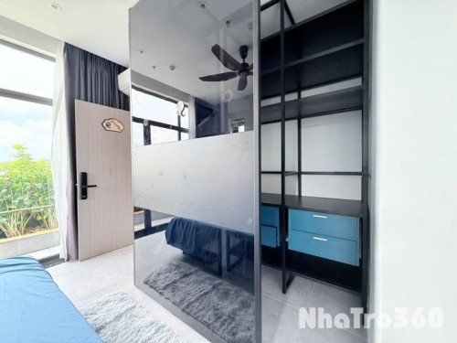 Căn hộ mới ngay trung tâm quận 4, bancol lớn đón nắng, gần Đại học Luật, Nguyễn Tất Thành