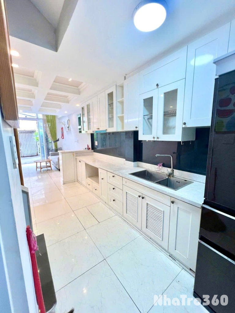 25 Triệu: NGUYÊN CĂN 5 TẦNG 4x14- BÌNH THẠNH- HXH HOÀNG HOA THÁM- 3 PHÒNG ĐỦ NỘI THẤT: 0933 910 039