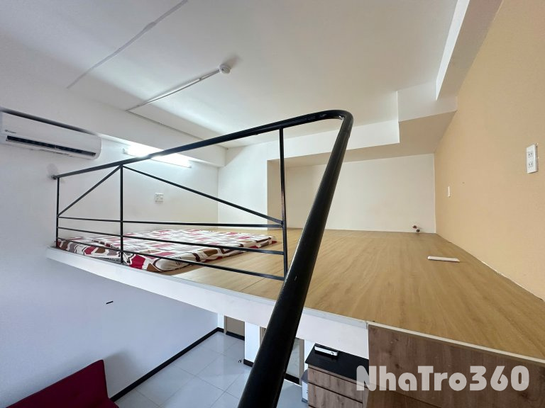 Duplex ban công, Fnt, gần Lotte, Tdtu, thoáng, mát, q1,4,8 trong 5p