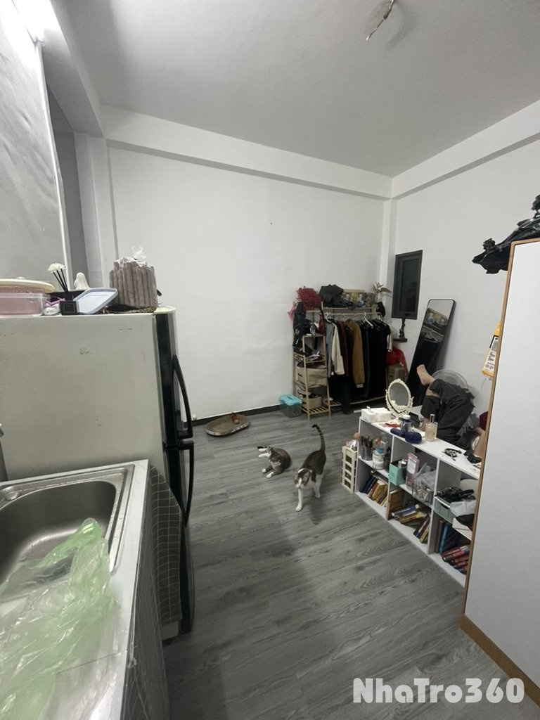 Góc pass phòng rộng rãi thoáng mát