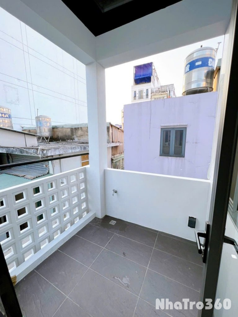 Cho thuê căn hộ 1PN Ban công, Có máy giặt Q1 gần cầu Ông Lãnh, ĐH Văn Lang, chợ Bến Thành, Phố Bùi Viện