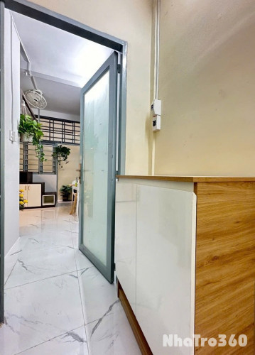 Cho thuê căn hộ Duplex Q10 cửa sổ đón gió