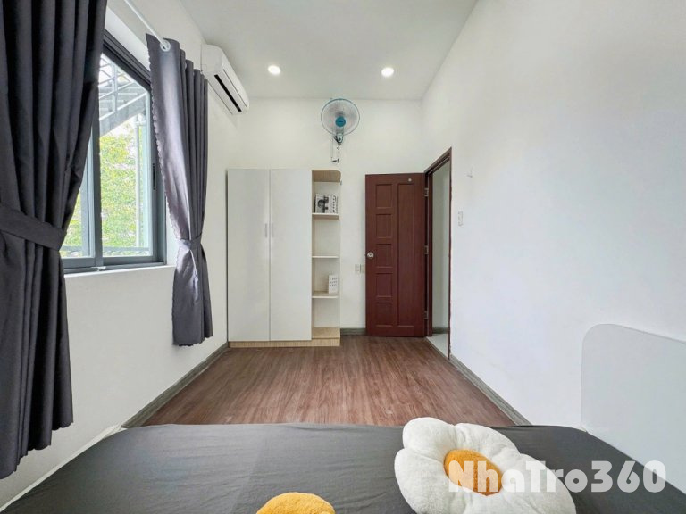 Cho Thuê Căn Hộ 1PN Có Cửa Sổ Lớn Gần ĐH Văn Hiến