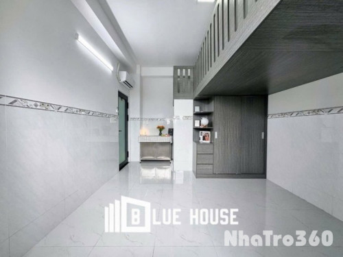 Phòng Gác Cửa Sổ Ko Giới Hạn Người Ở ĐH Văn Hiến