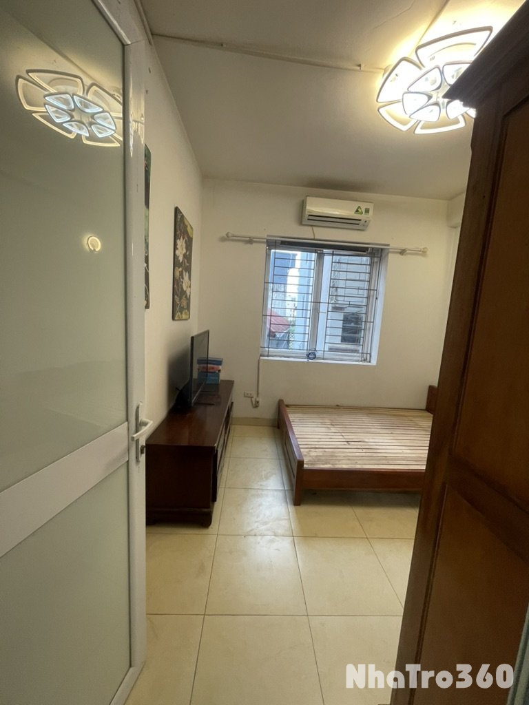 Căn hộ dịch vụ 135 đội cấn hồ đầm tròn