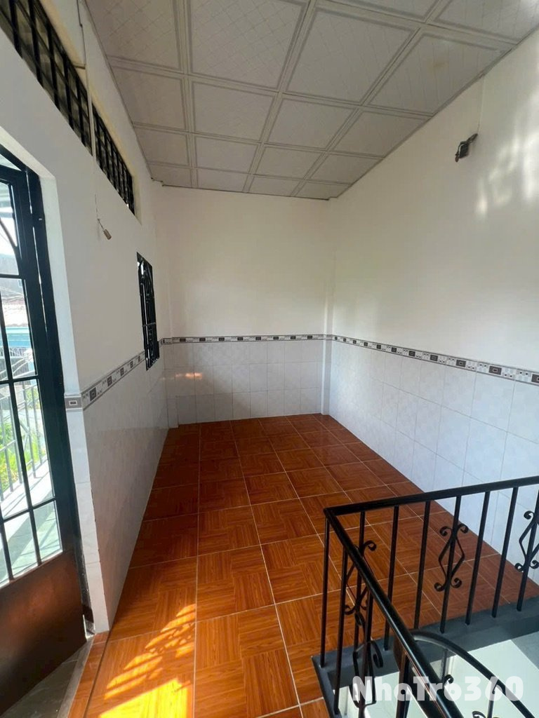 Cho thuê nhà nhỏ nguyên căn