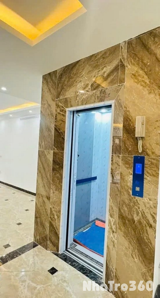 Nhà tôi cho thuê nhà mới, hai cửa đi, Trần Đại Nghĩa, 99m2x 5T vỉa hè 30 Tr