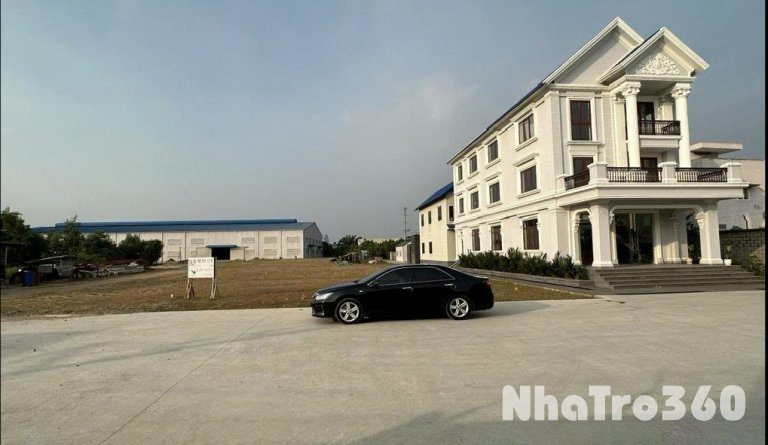 CHO THUÊ HOẶC BÁN NHÀ XƯỞNG MỚI 100% – VỊ TRÍ NGAY MẶT TIỀN QUỐC LỘ 1A, BẾN LỨC, LONG AN