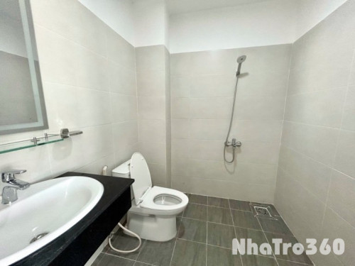 CHO THUÊ CĂN STUDIO Q10, BAN CÔNG, MÁY GIẶT RIÊNG