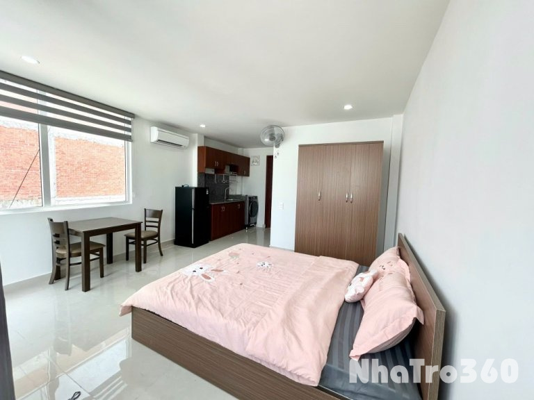 CHO THUÊ CĂN STUDIO Q10, BAN CÔNG, MÁY GIẶT RIÊNG