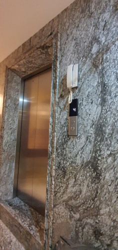 Mình cho thuê nhà mới, hai mặt tiền, Thụy Khuê, 106m2x 4T vỉa hè 31 Tr