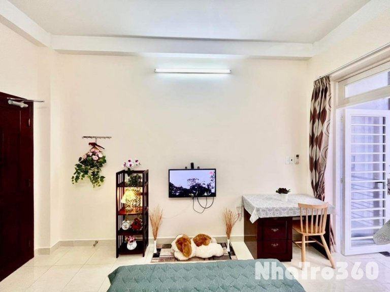 😍Phòng trọ Quận 10 giá rẻ, mới tinh, ban công