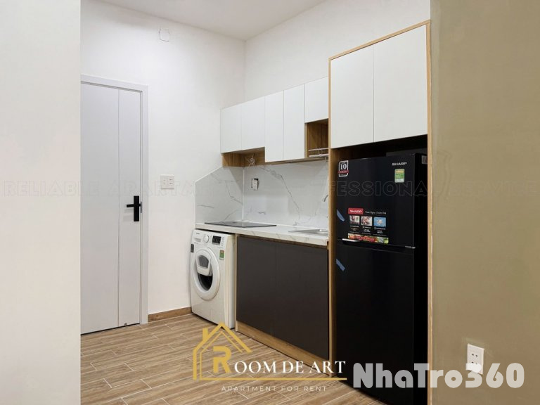 Căn Hộ 1 PN Ban Công Máy Giặt Riêng Ngay Sân Bay