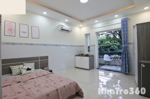 Full nội thất, bancol, tự do, thang máy